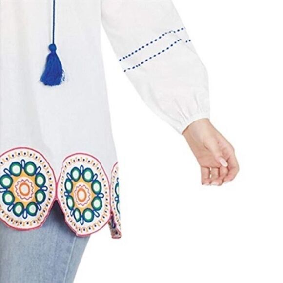 Mud pie White Blue Embroidered V-Neck Monaco Tunic top coverup Size Small NWT - Picture 2 of 12